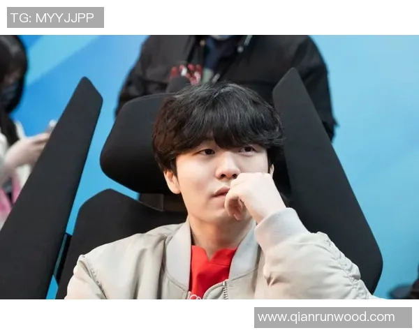 JackeyLove凭借出色表现荣获MVP称号引领战队走向胜利之路